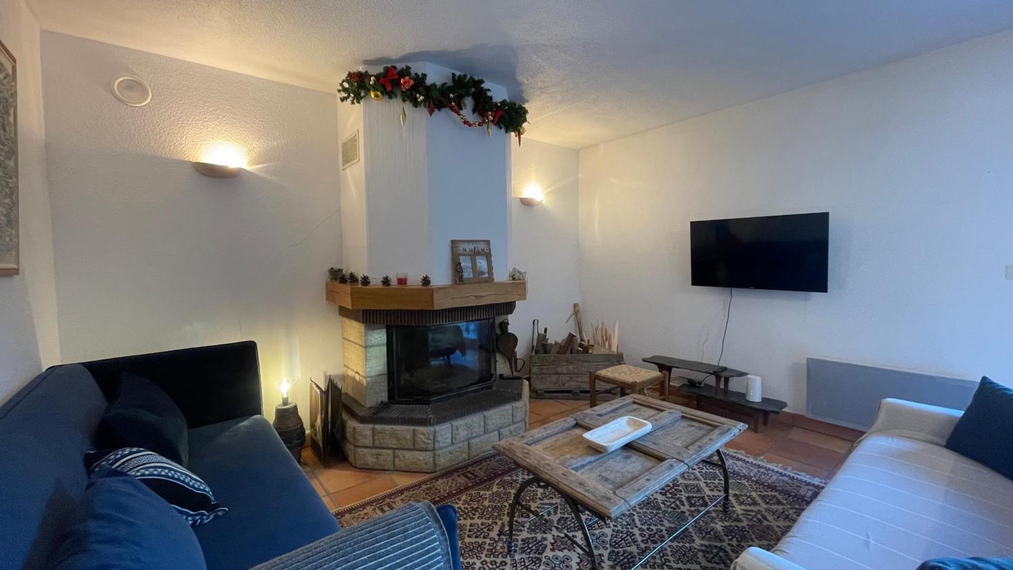 Gite Confort 15 Couchages, Vue Panoramique Montagne Hautes Alpes, Terrasses Embrun Bagian luar foto